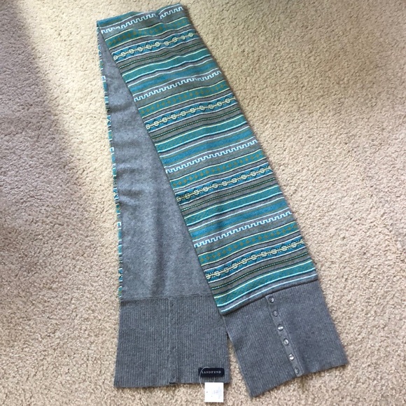 NWT Lands’ End gray and blue scarf - Picture 5 of 7